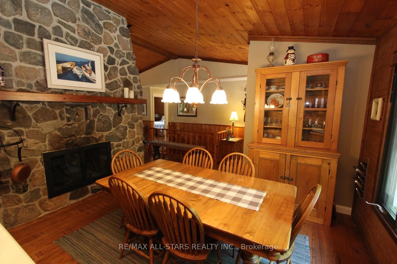 4 Reynolds Court photo 15