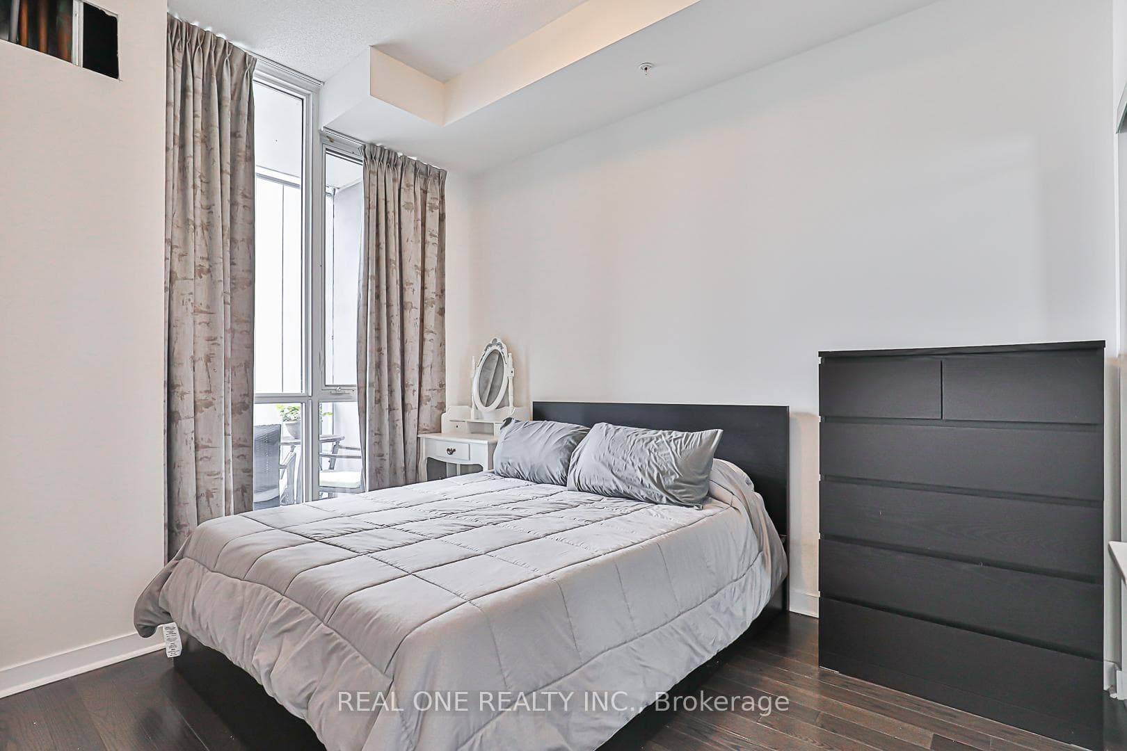 295 Adelaide Street Unit 4408 photo 19