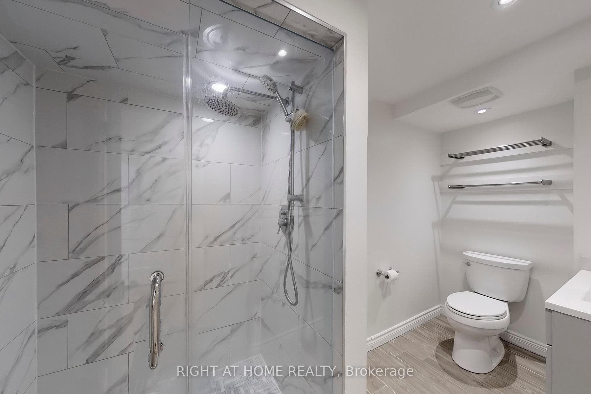 Rain Shower Head with a Handheld Combo