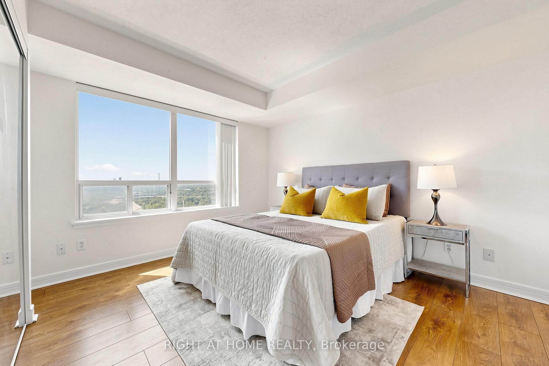 18 Harrison Garden Boulevard Unit 2308 photo 17