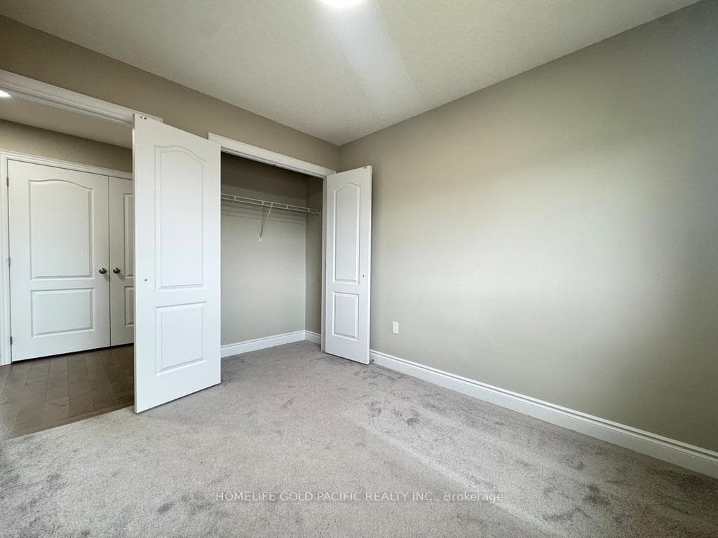 86 Nathan Crescent photo 22