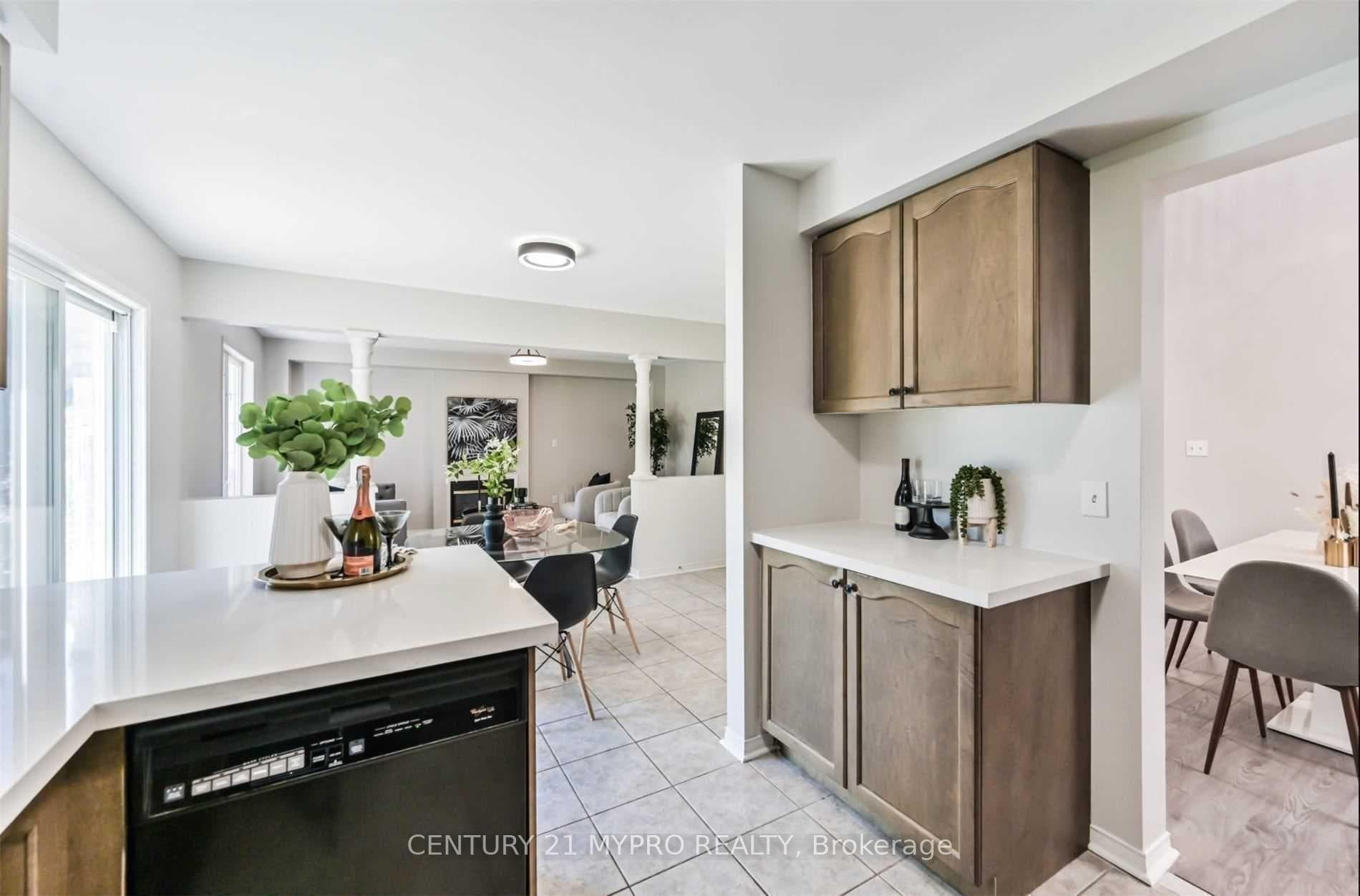 60 Hibbard Drive photo 8