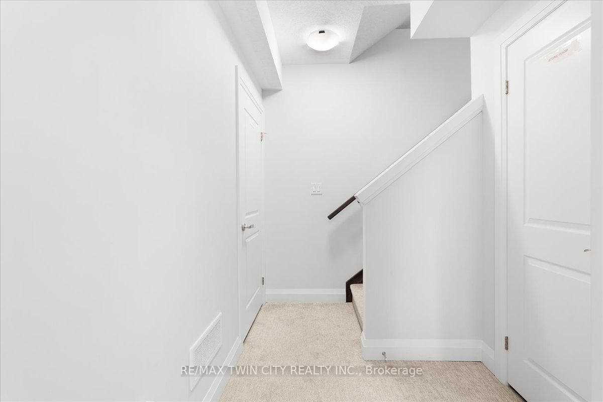 657 Benninger Drive photo 36