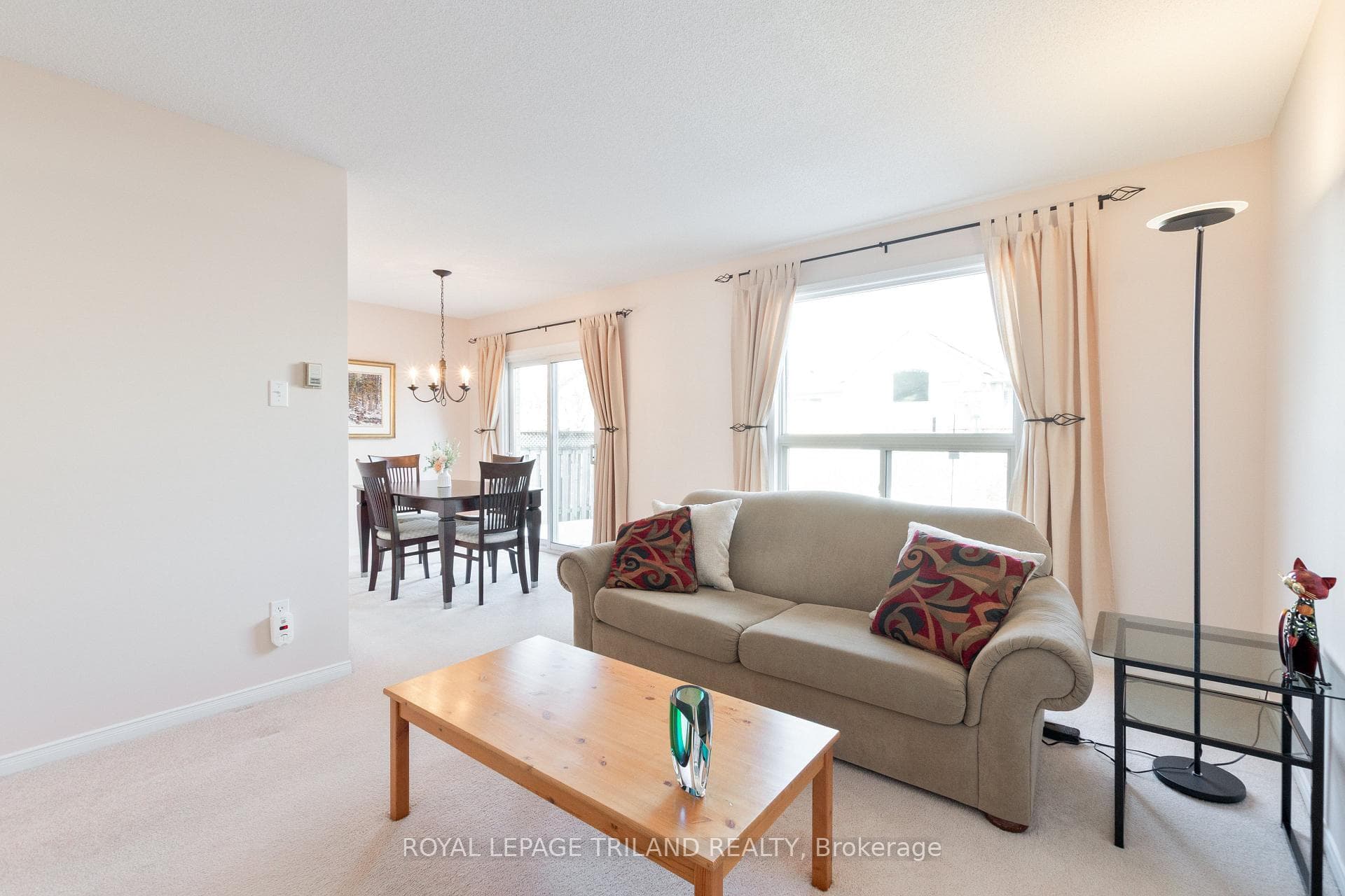 90 Roman Crescent photo 19