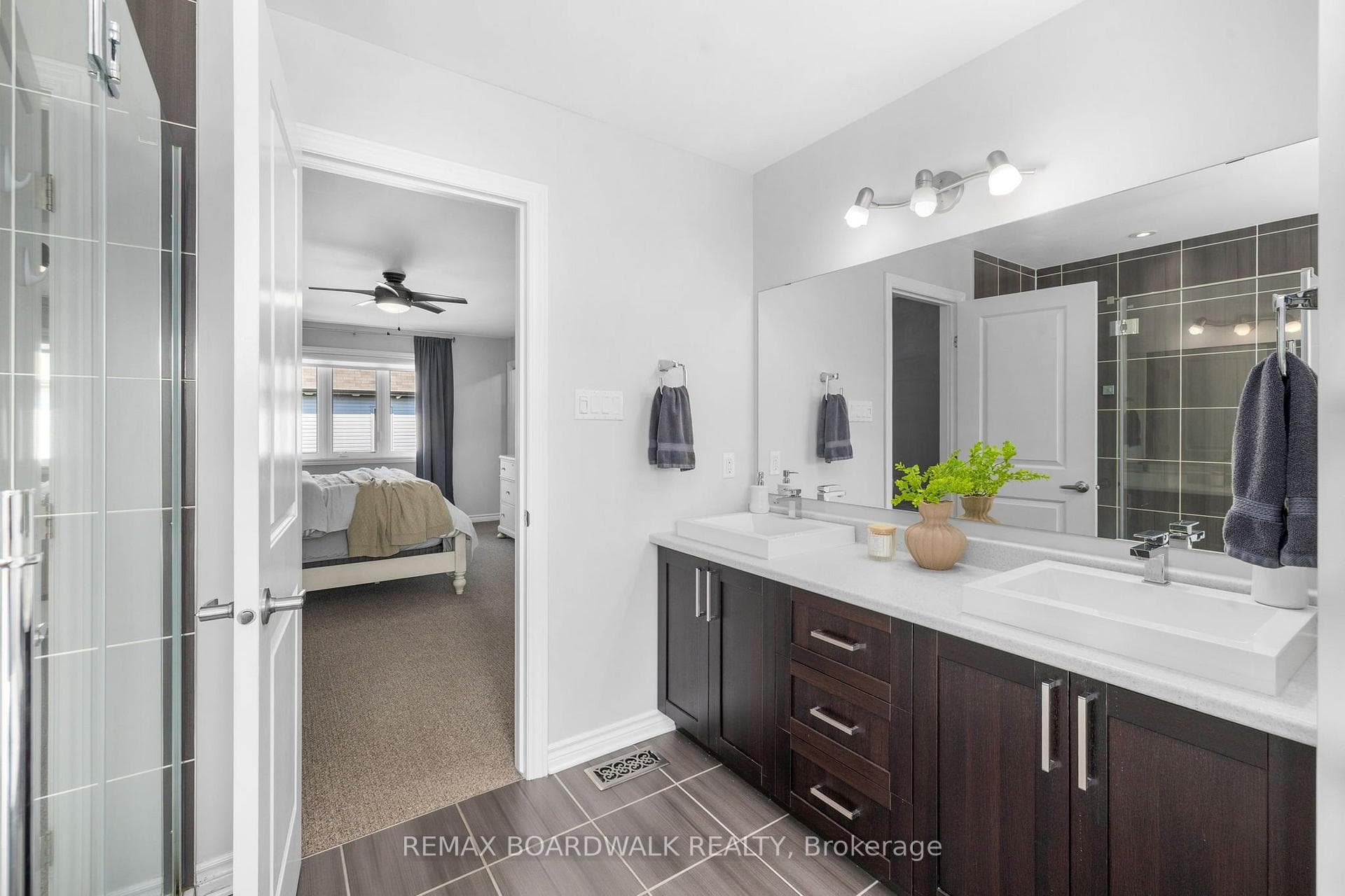 112 Francis Street photo 22