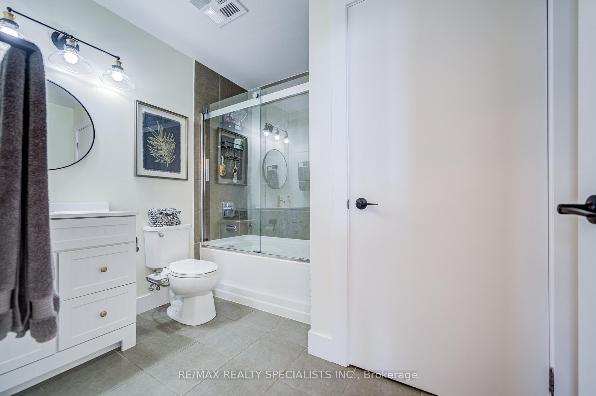 2486 Old Bronte Road Unit 822 photo 25