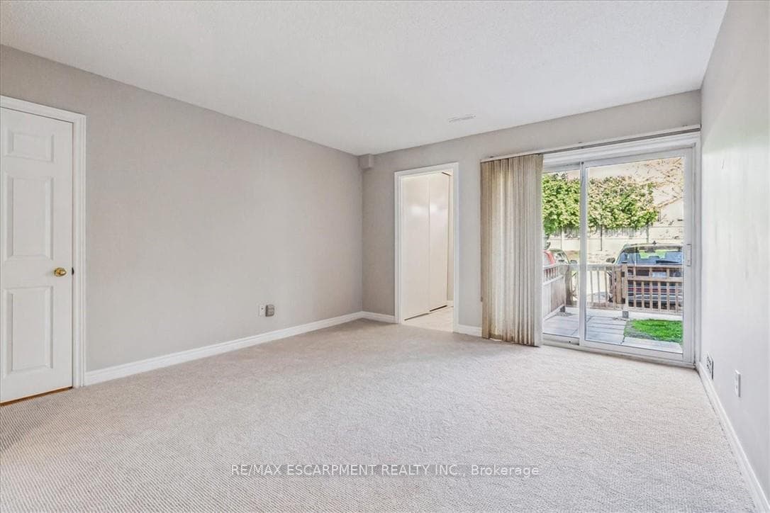4140 Foxwood Drive Unit 1102 photo 3