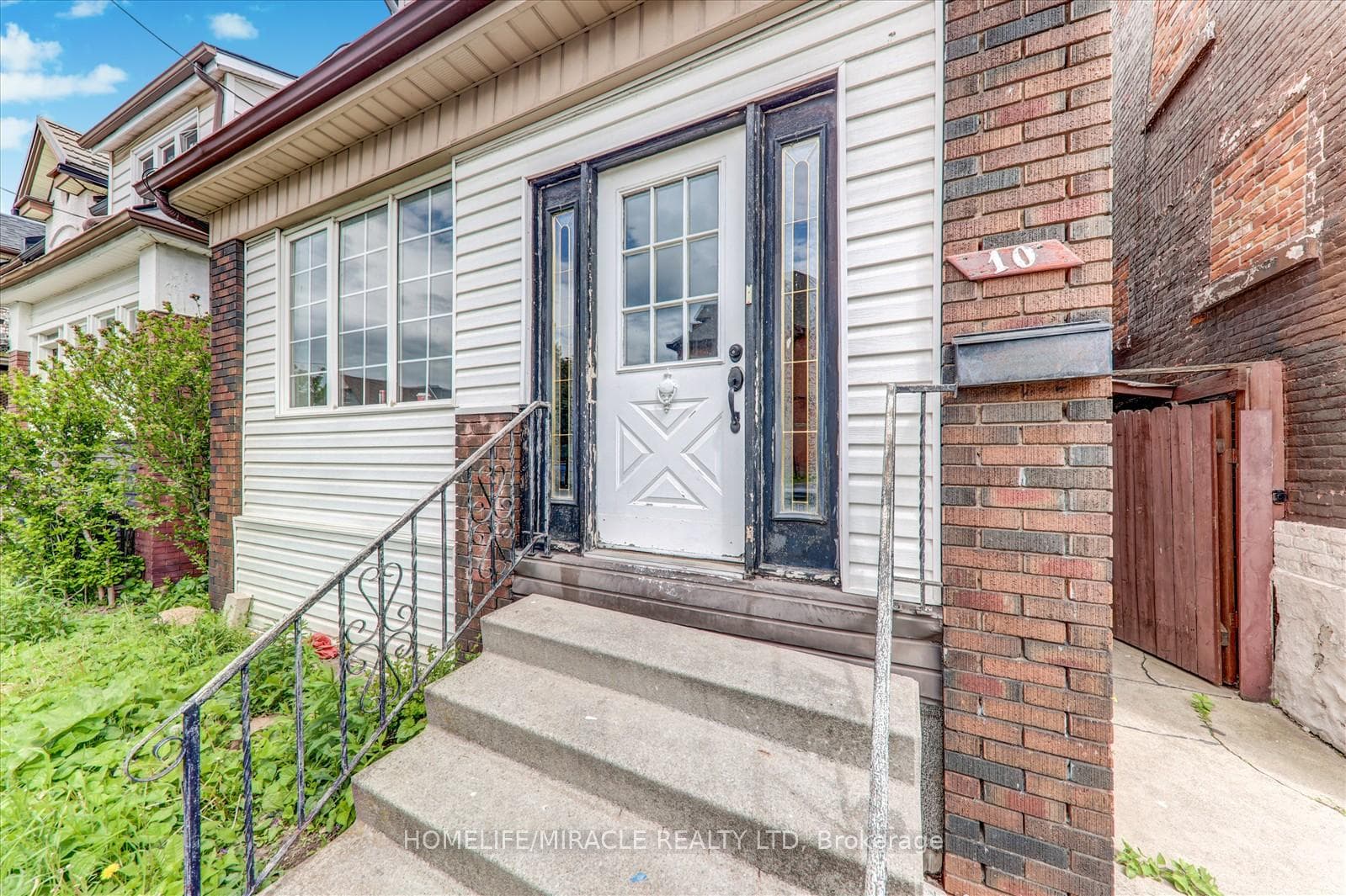 10 St Matthews Avenue photo 4
