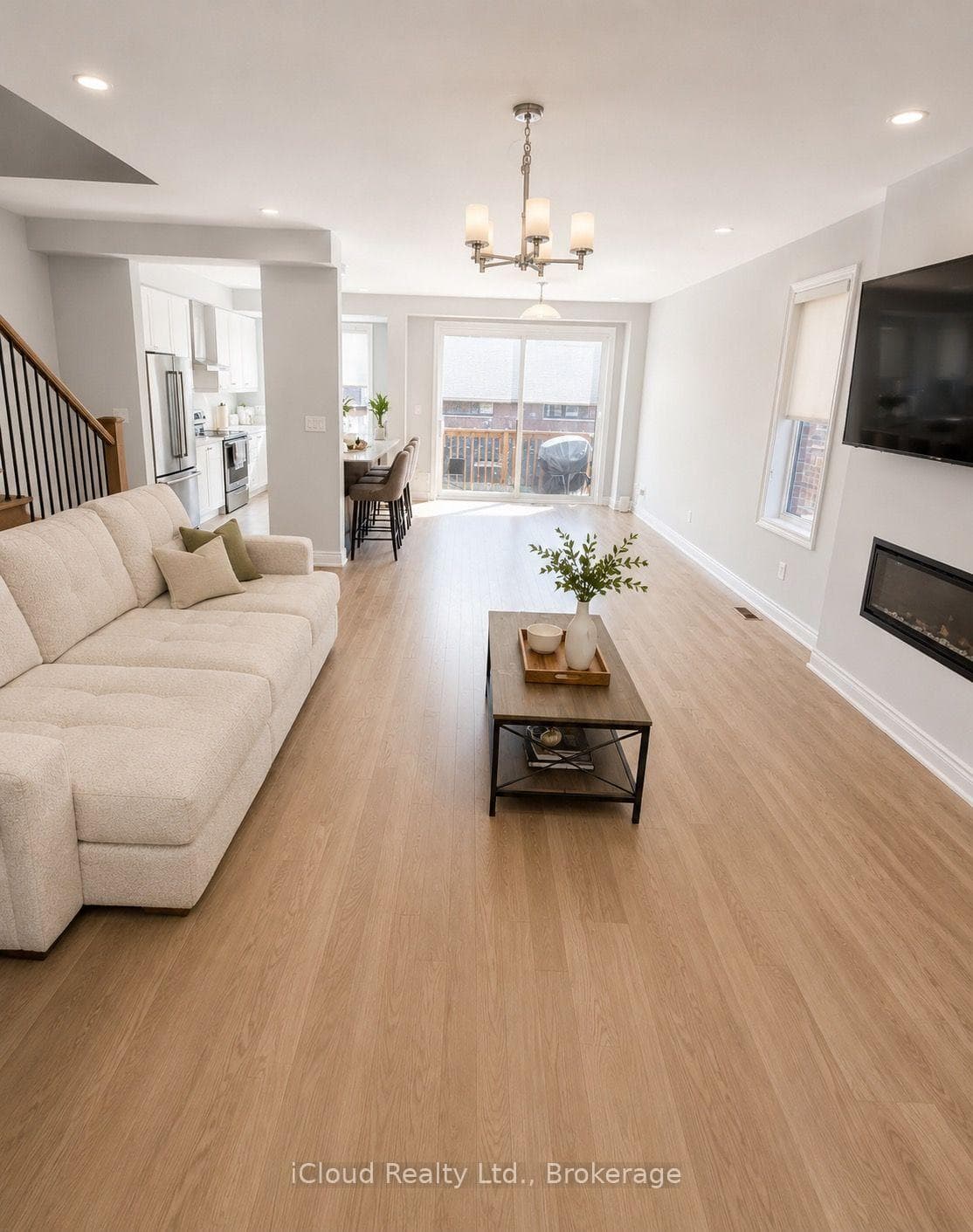 98 Bearberry Road photo 8