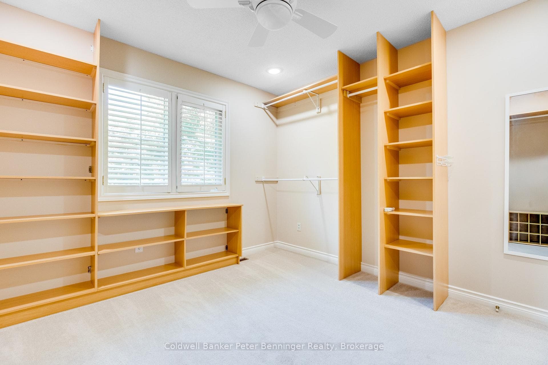 152 Treegrove Circle photo 24