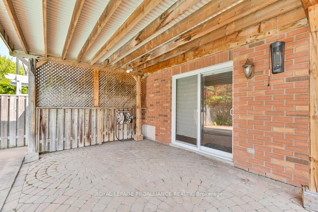 44 Britton Place photo 34