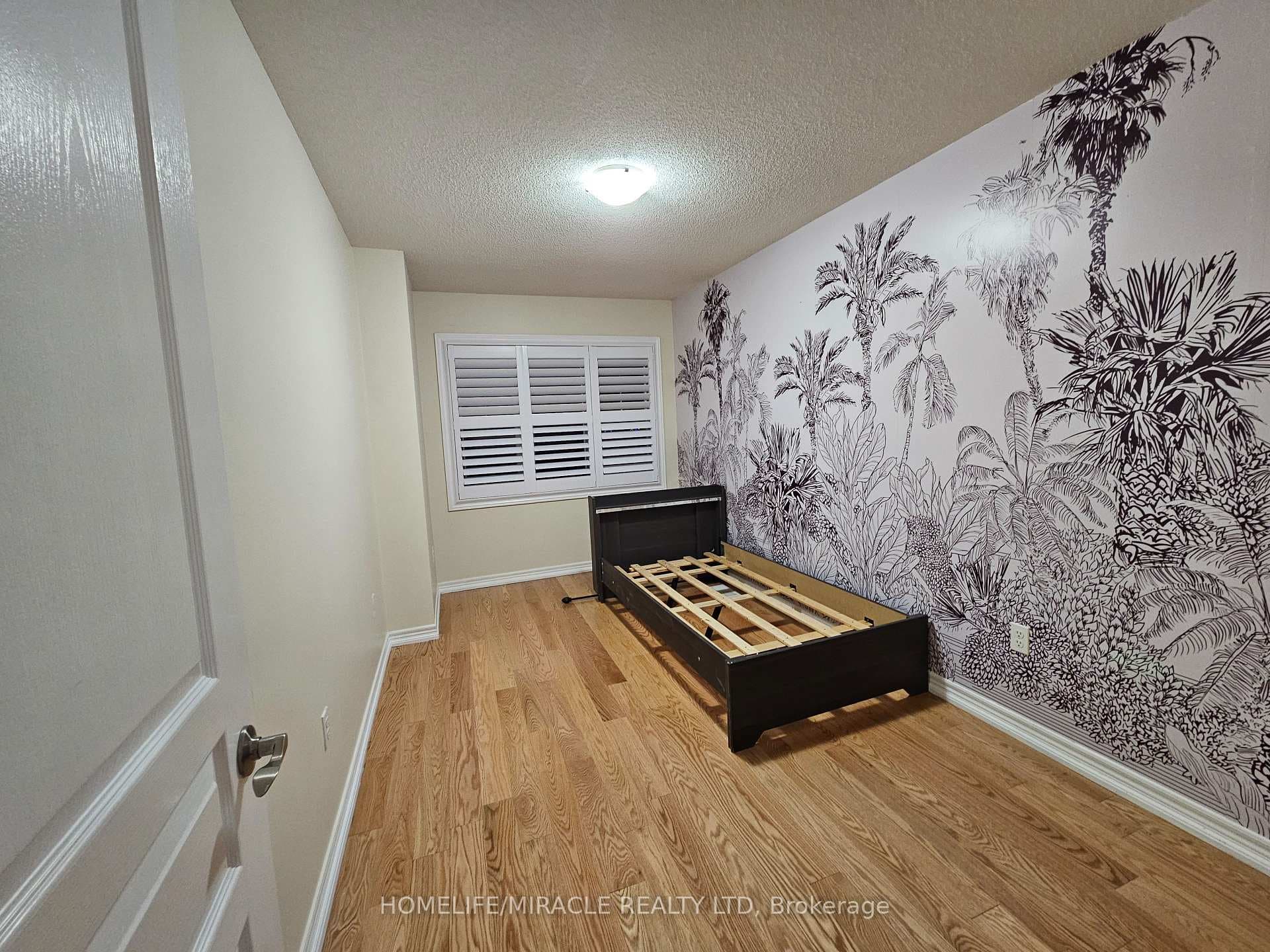 868 Oasis Drive Unit Upper photo 24
