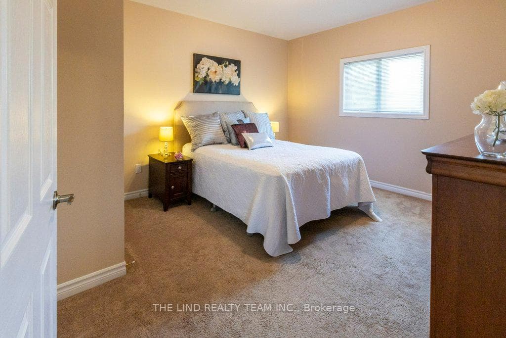 61 Mcintyre Drive photo 40