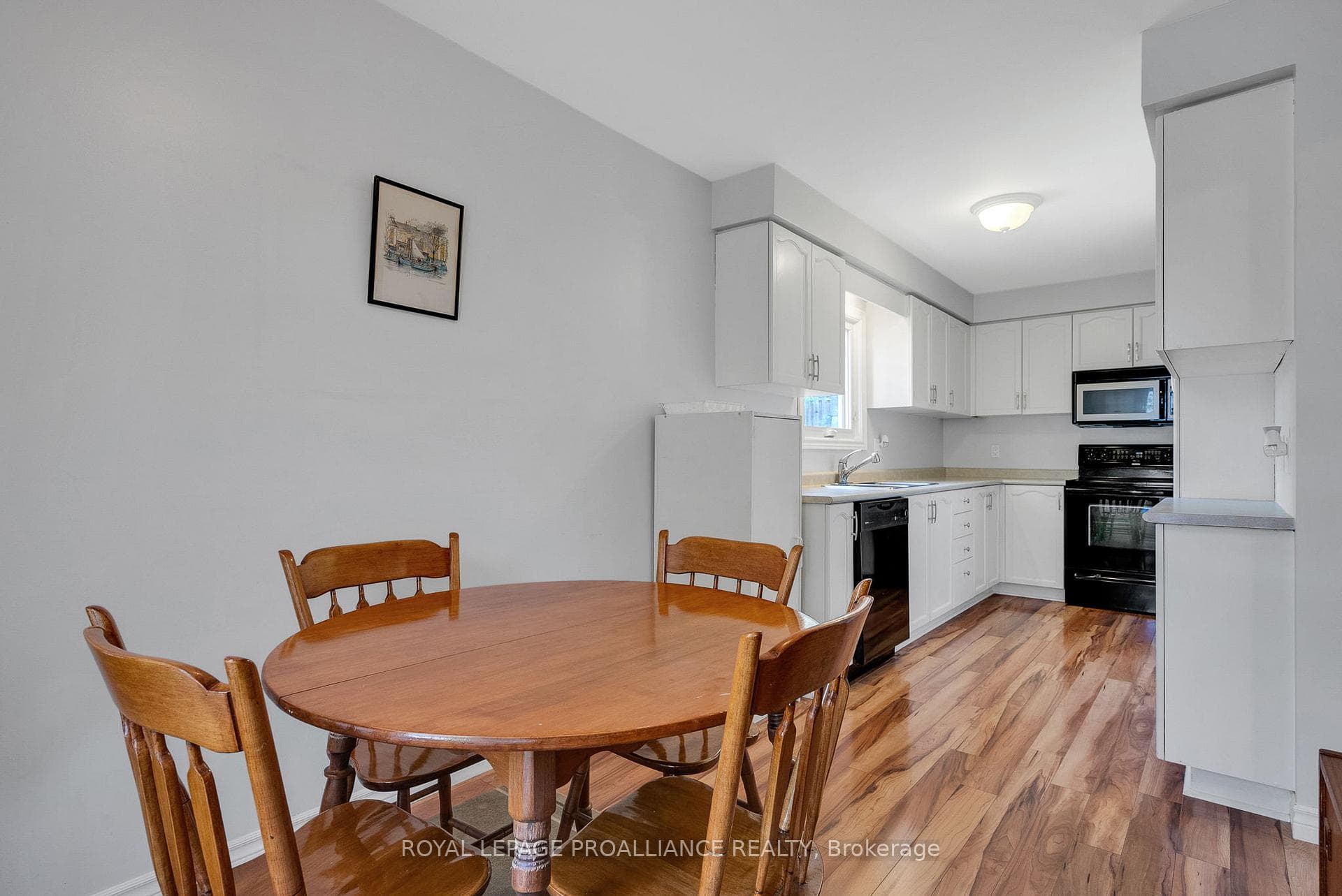1072 Pepperbush Court photo 11