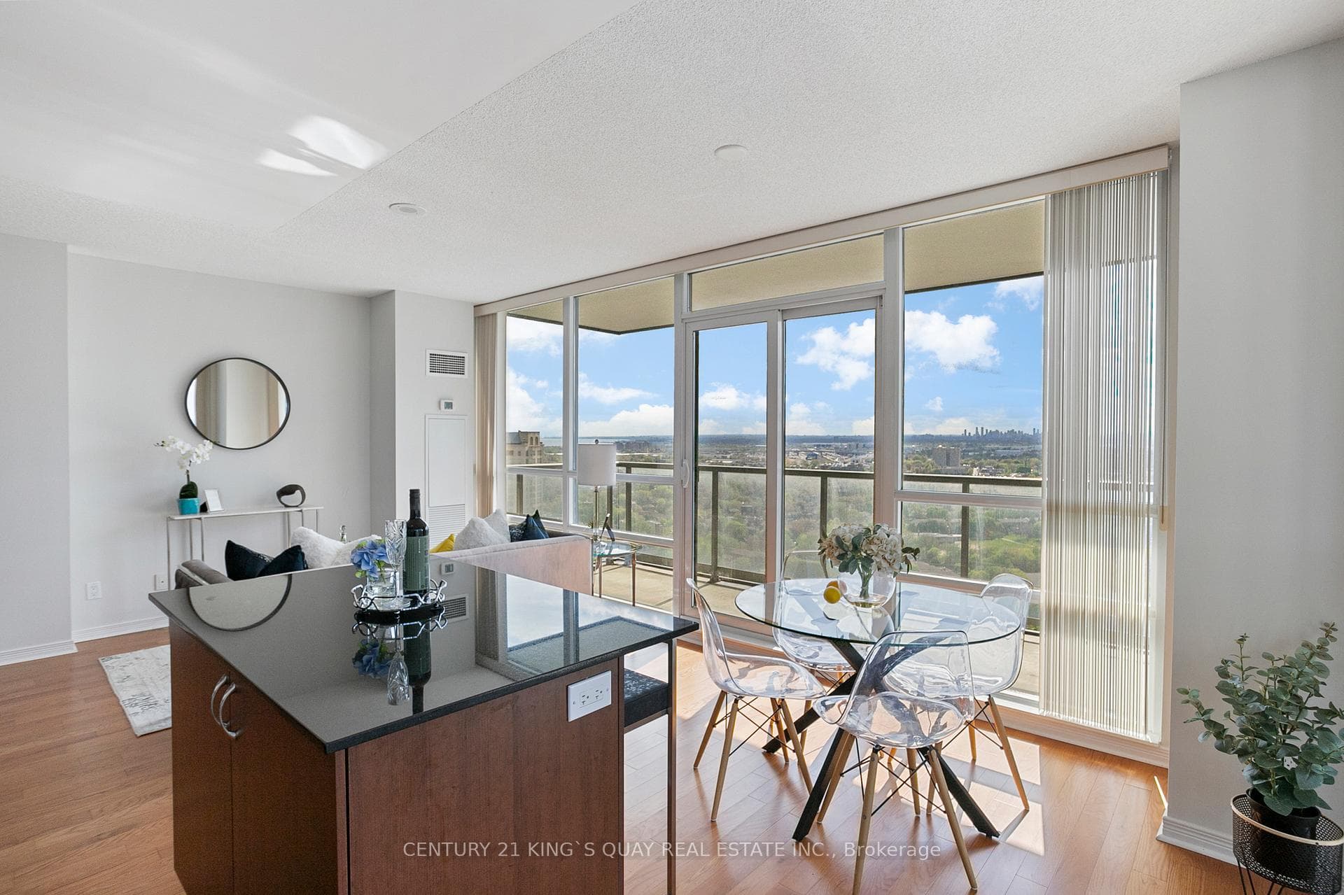 2240 Lake Shore Boulevard Unit 2904 photo 13