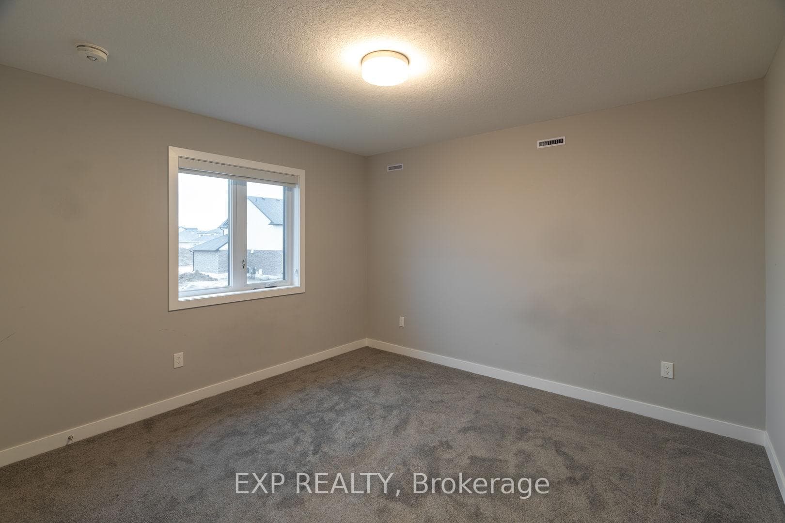 150 Empire Parkway photo 20