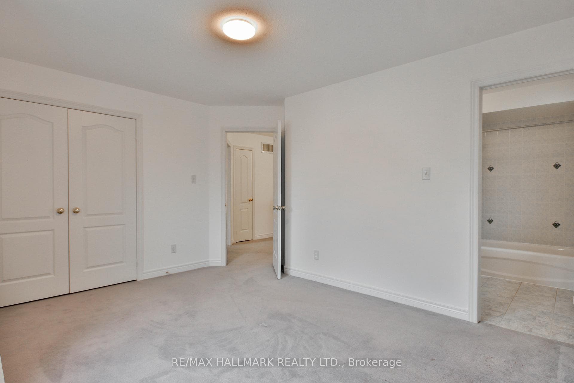 15 Briarglen Road photo 39
