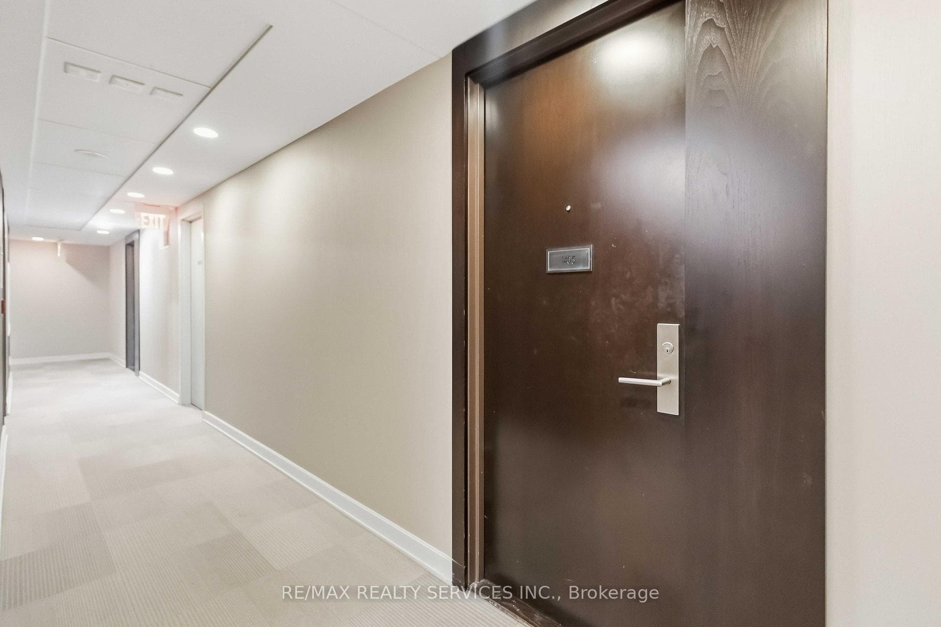60 Absolute Avenue Unit 1405 photo 4