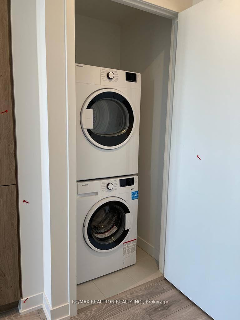 15 Holmes Avenue Unit 1709 photo 9