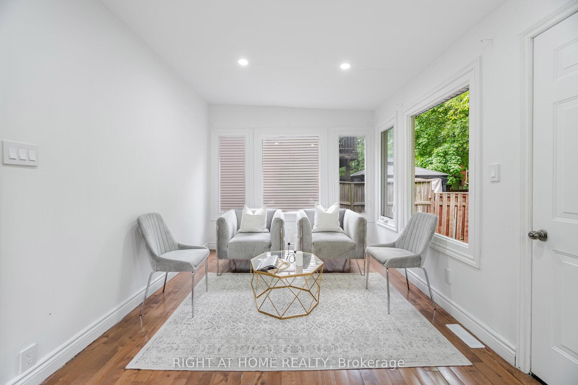 79 Chapman Avenue photo 11