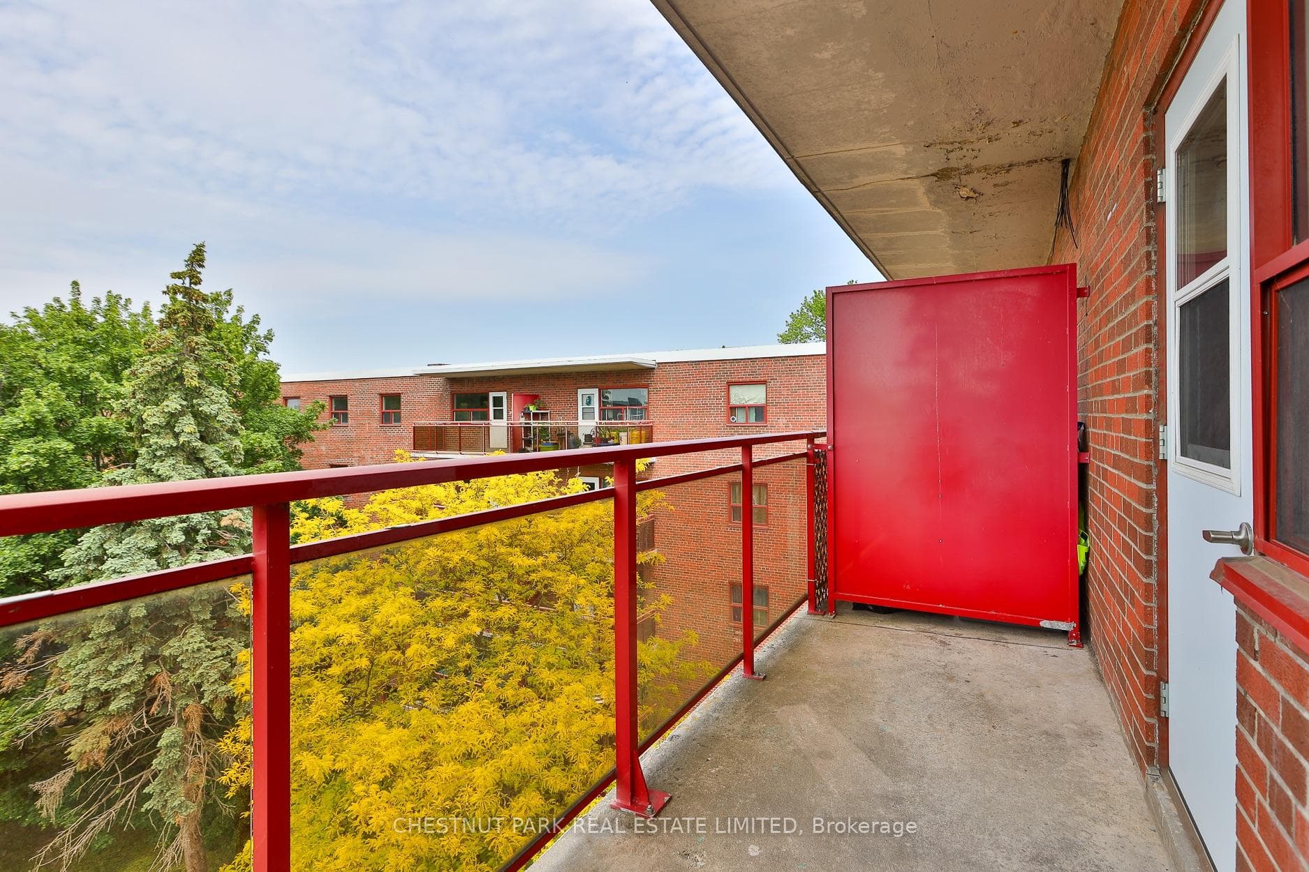 888 Glen Street Unit 507 photo 17
