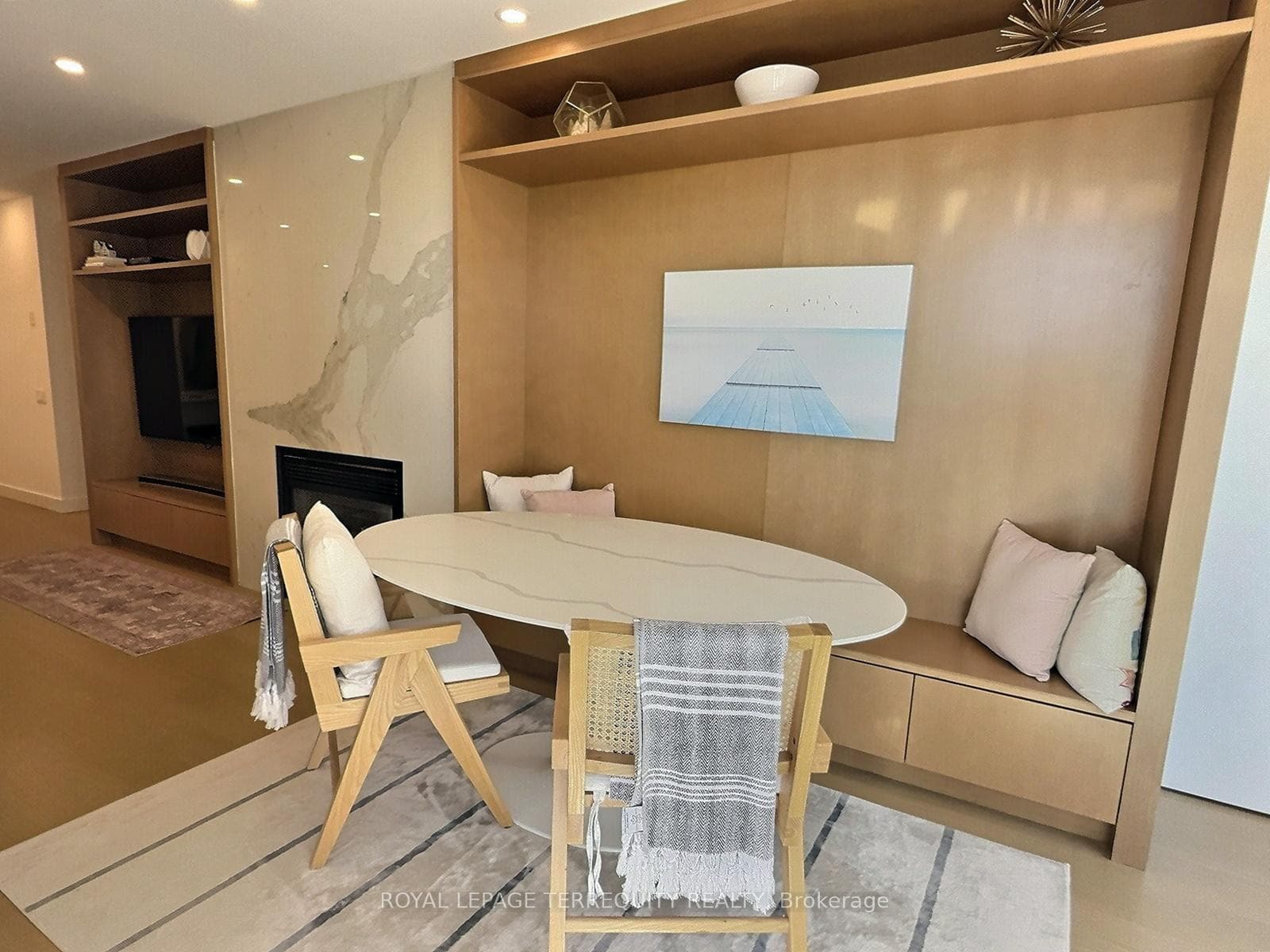 500 Queens Quay Unit 608W photo 8