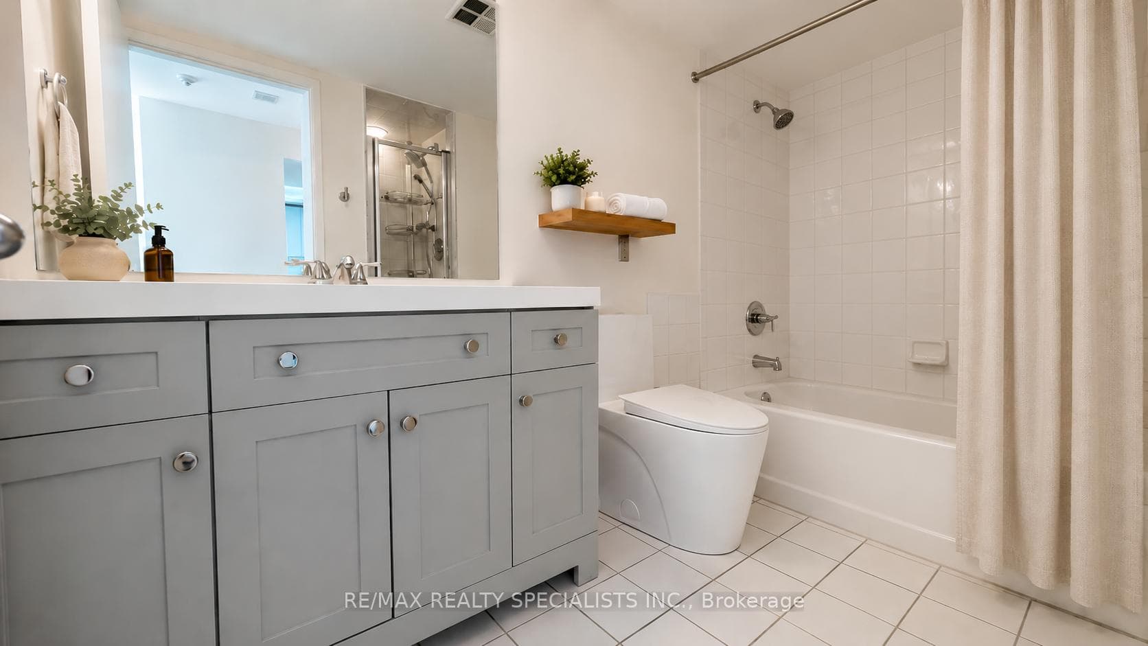 75 King Street Unit 706 photo 8