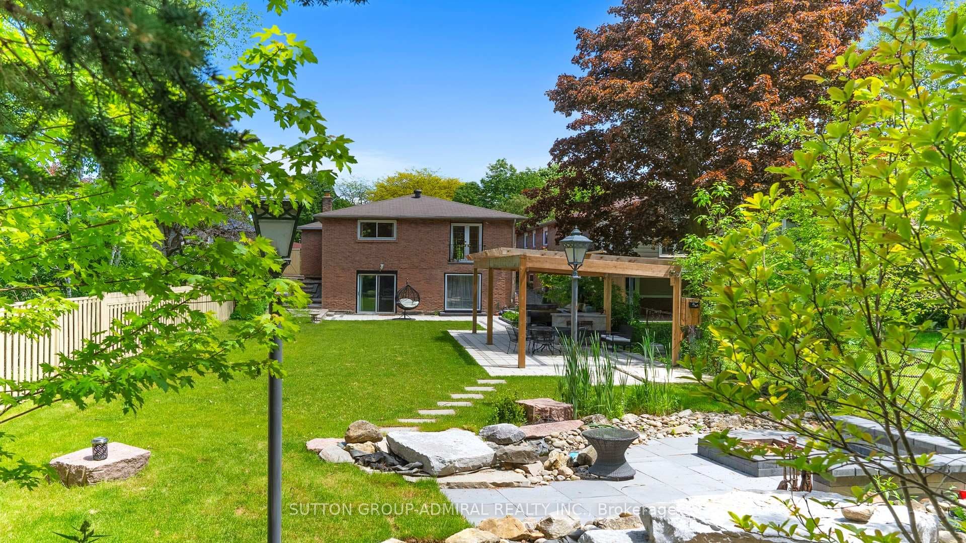 149 Romfield Circuit photo 36