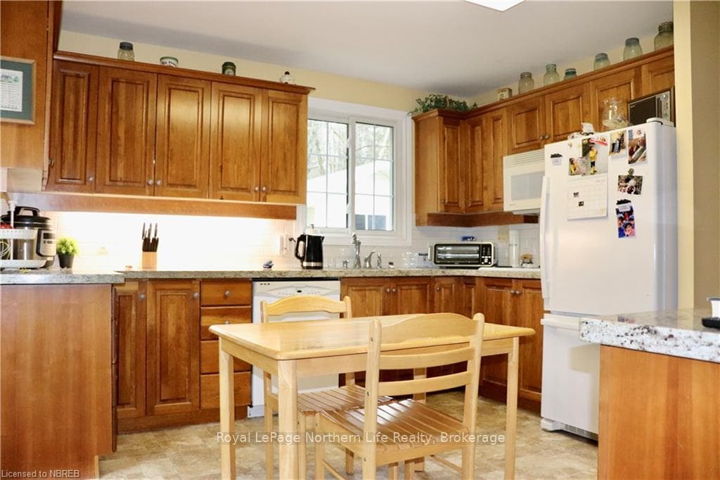 64 Astorville Road photo 10