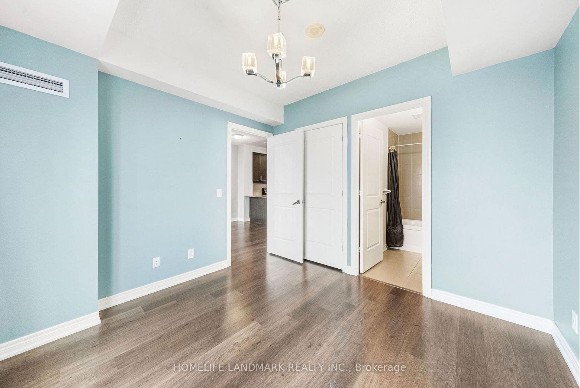 9245 Jane Street Unit 1212 photo 5
