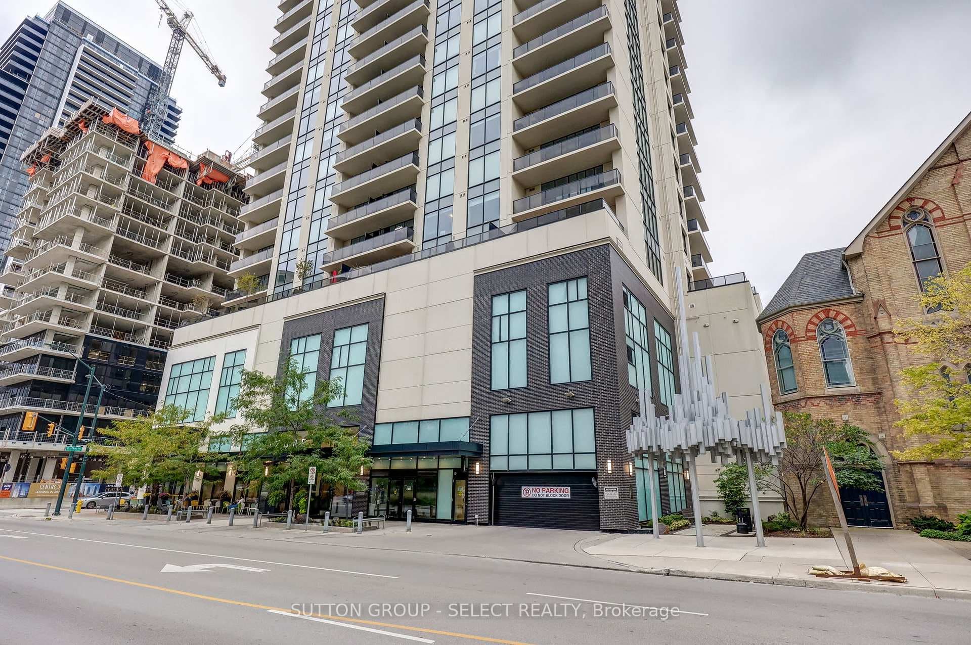 505 Talbot Street Unit 2402 photo 3