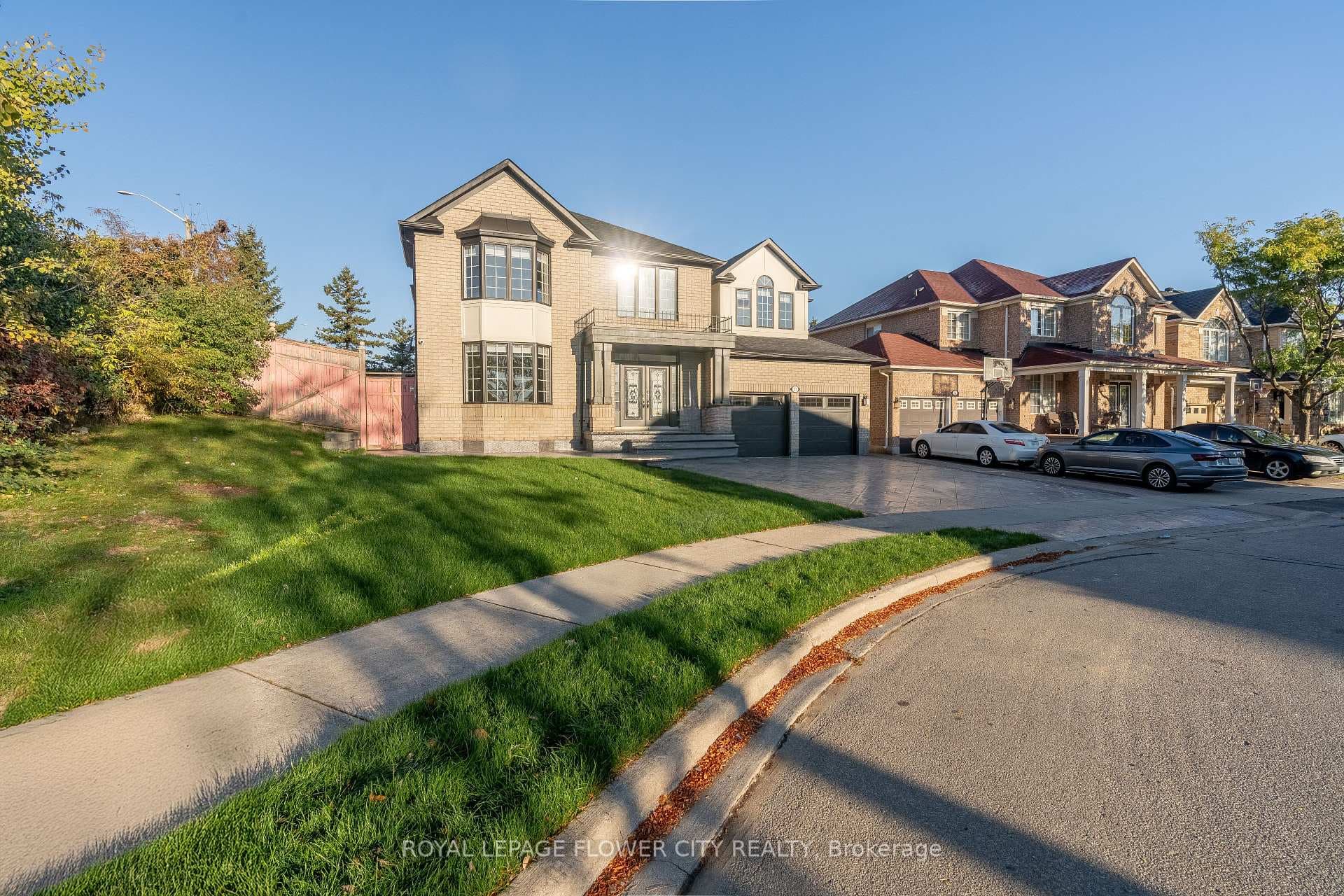 57 Sparta Drive photo 2