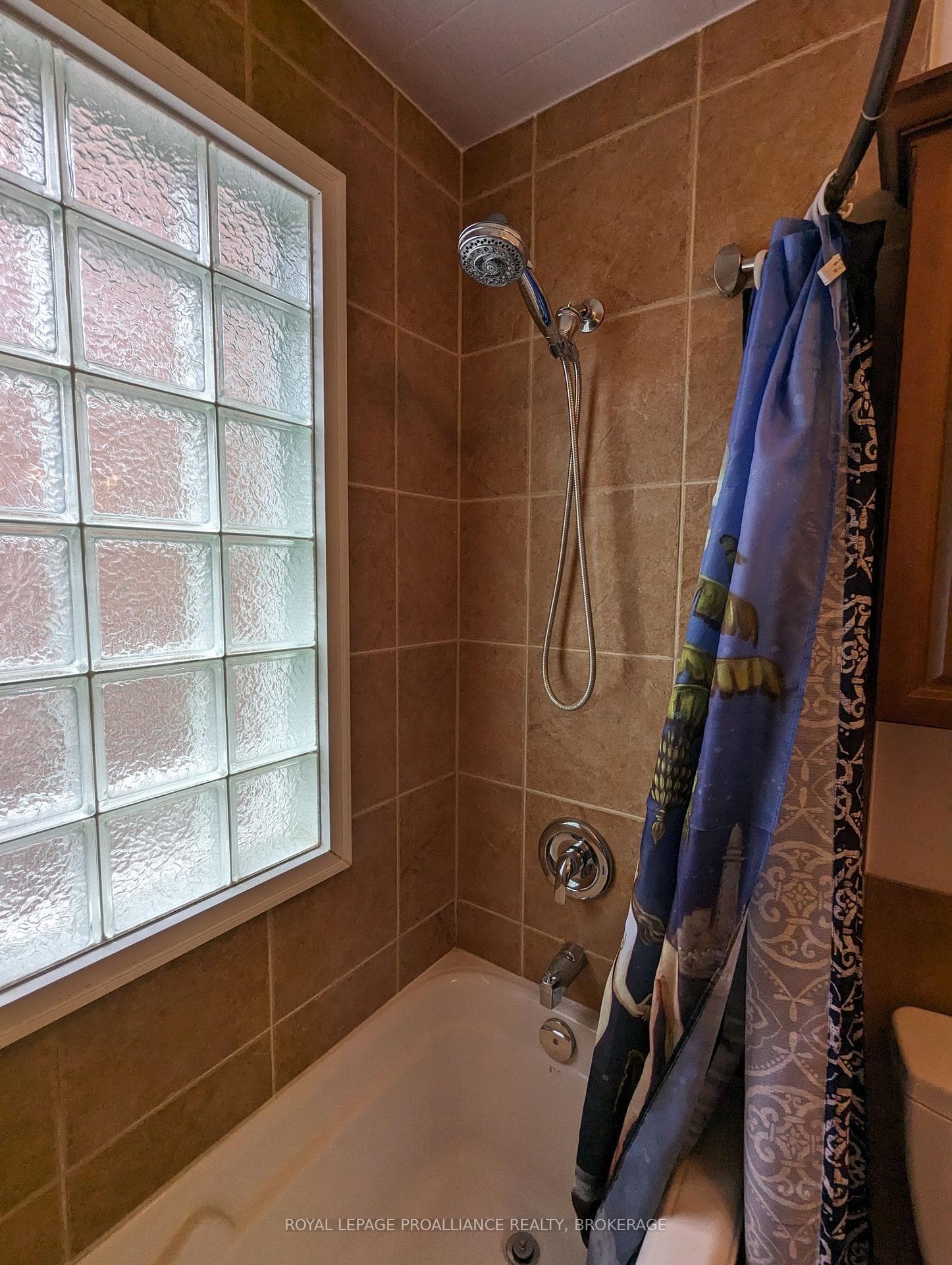 51 Dundas Street photo 23