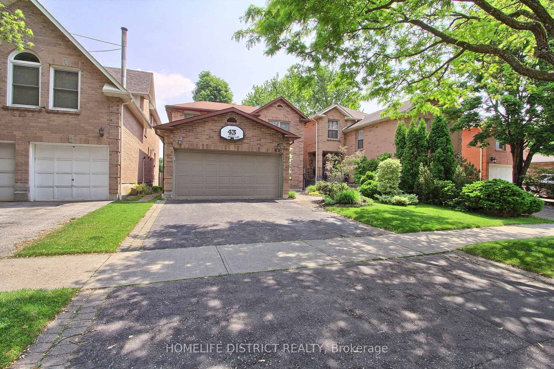 43 Daniels Crescent photo 5
