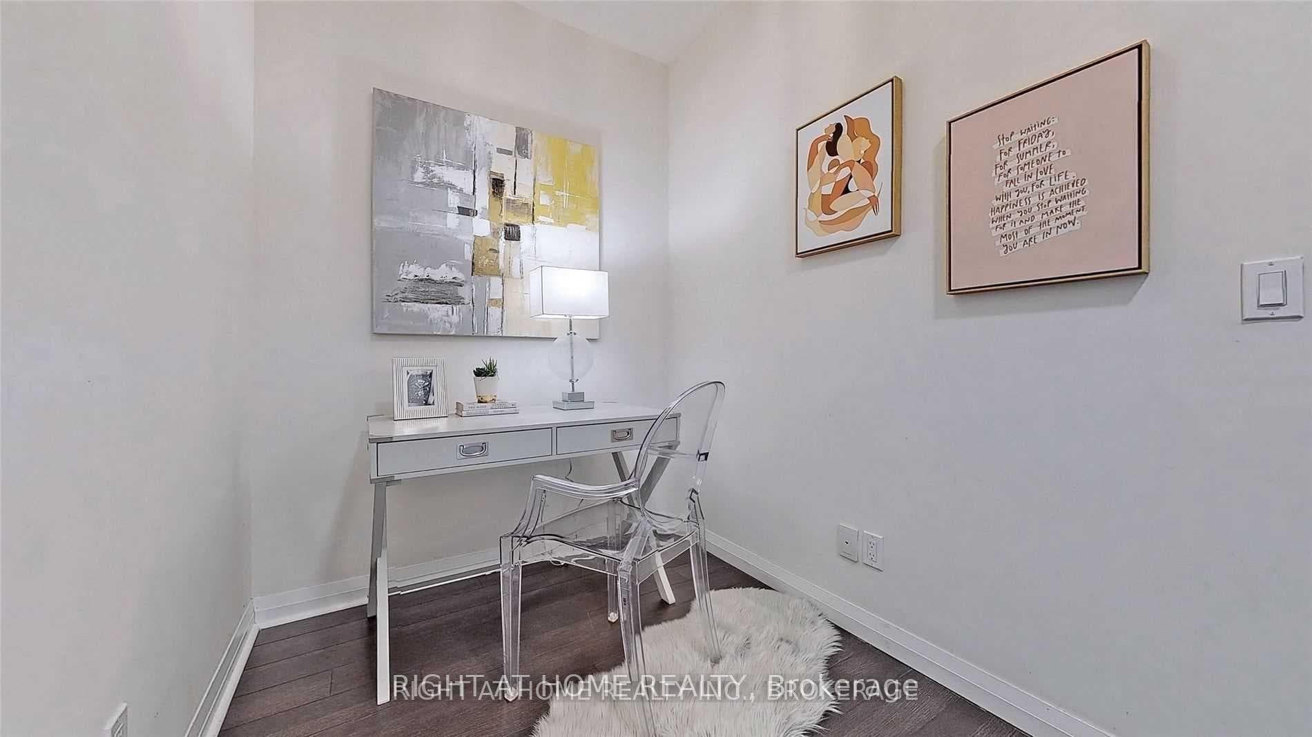 55 Eglinton Avenue Unit 2106 photo 14