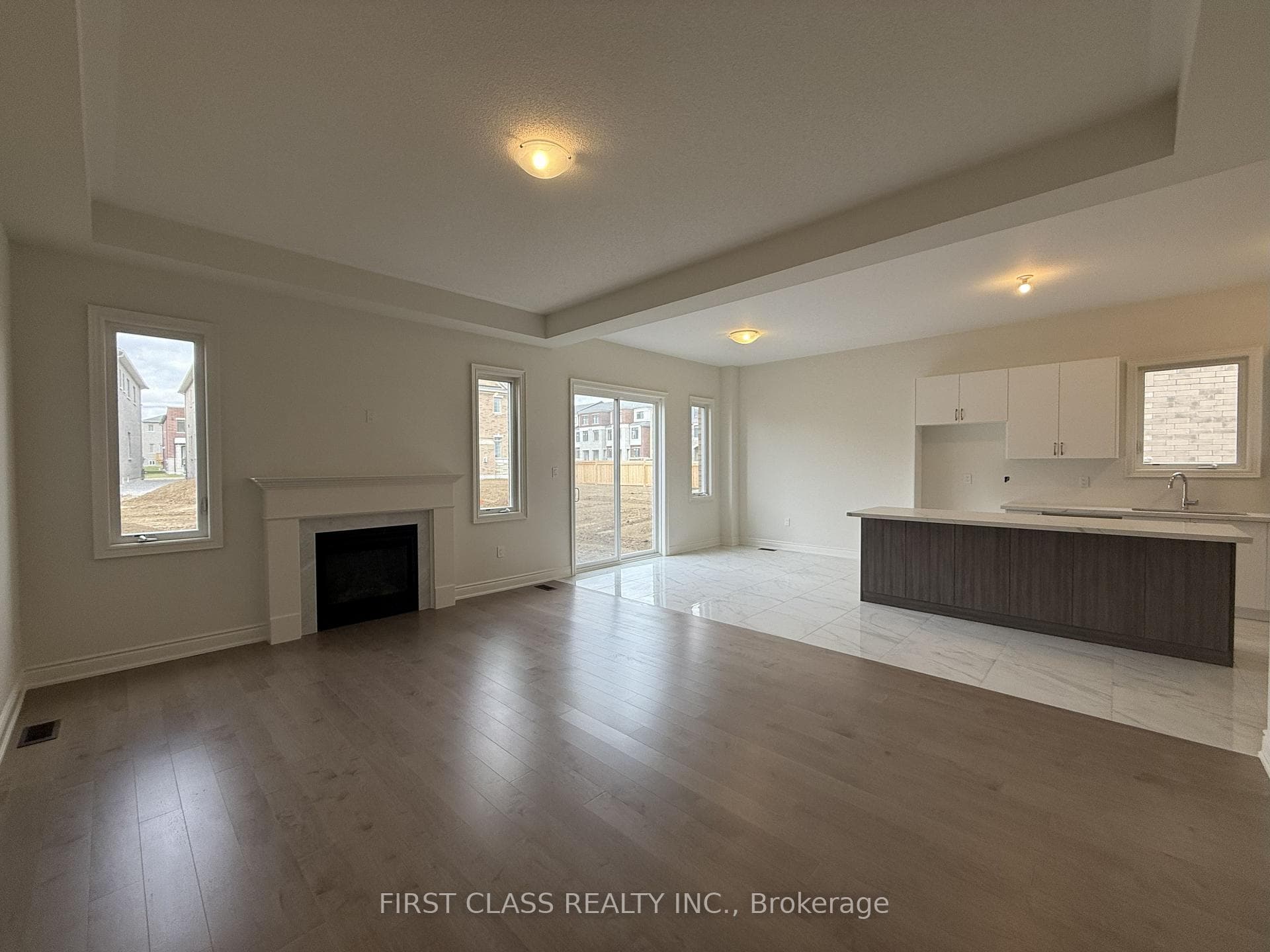 93 Boccella Crescent photo 11
