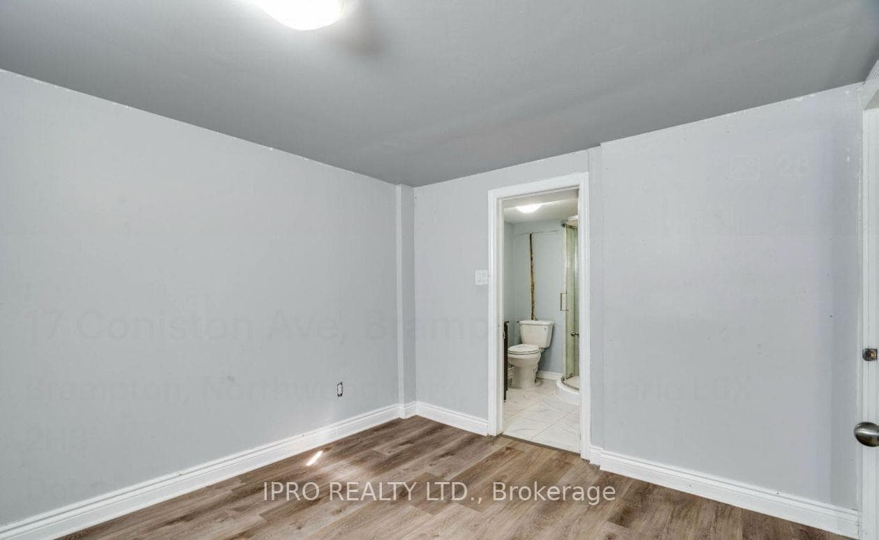 17 Coniston Avenue Unit Main photo 19