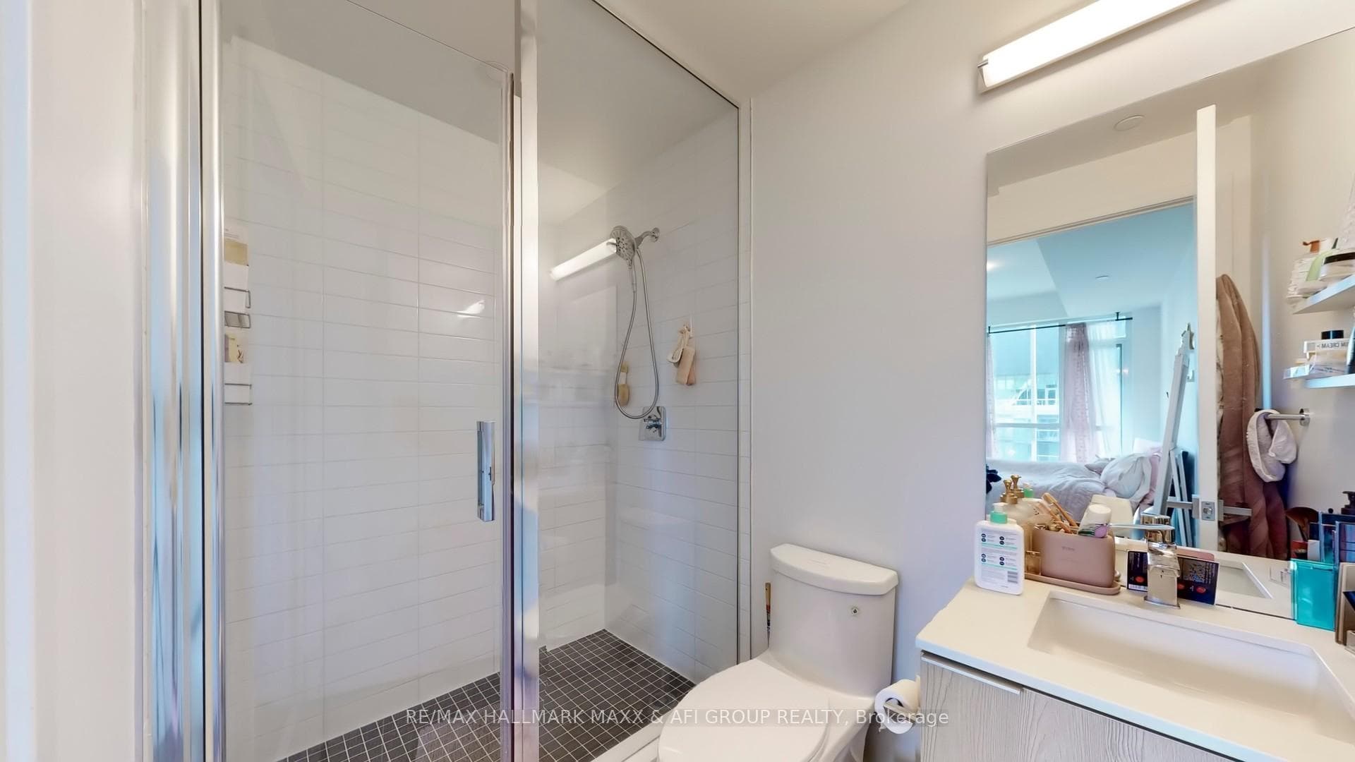 50 Ordnance Street Unit 2501 photo 17
