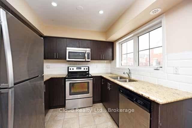 2480 Post Road Unit 23 photo 5