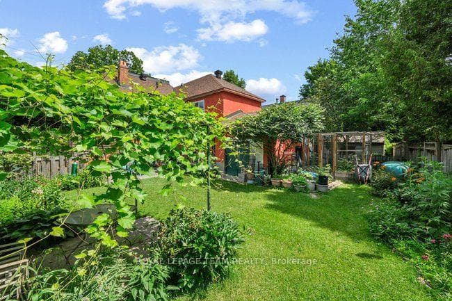 182 Fifth Avenue photo 17
