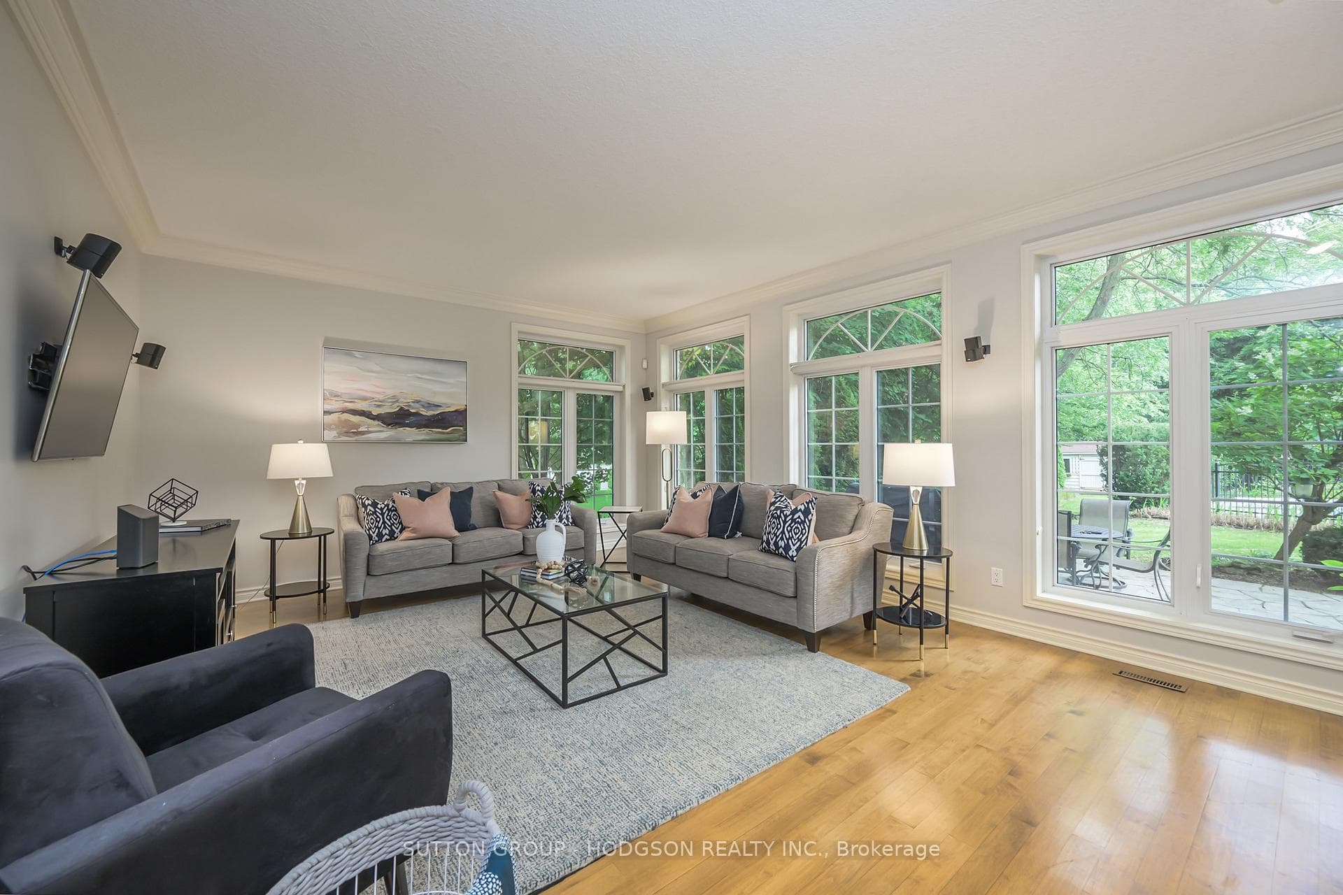 123 Fitzwilliam Boulevard photo 10