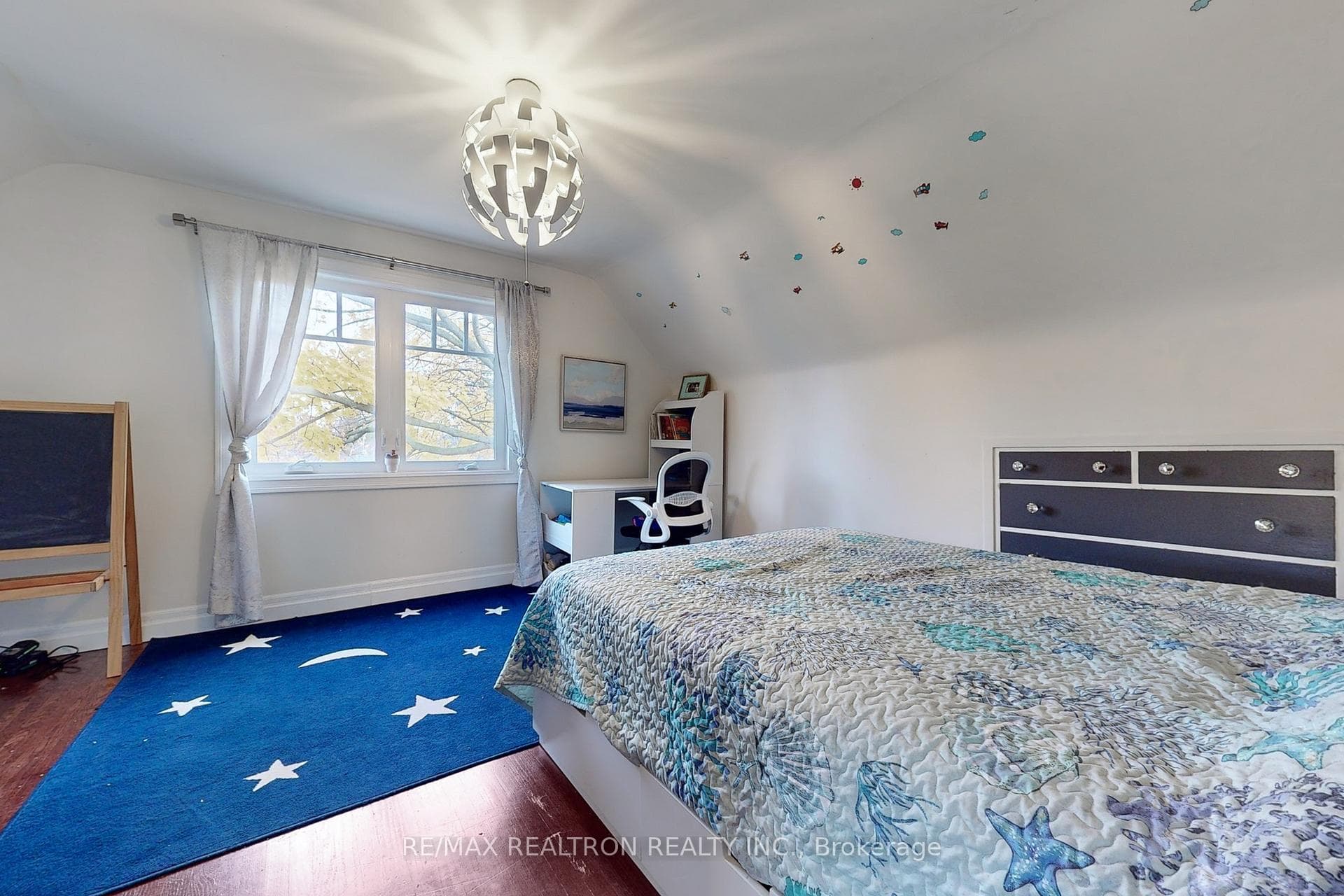705 Cedar Avenue photo 19
