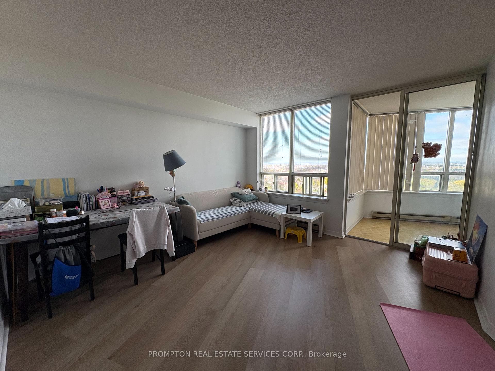 150 Alton Towers Circle Unit 1807 photo 5