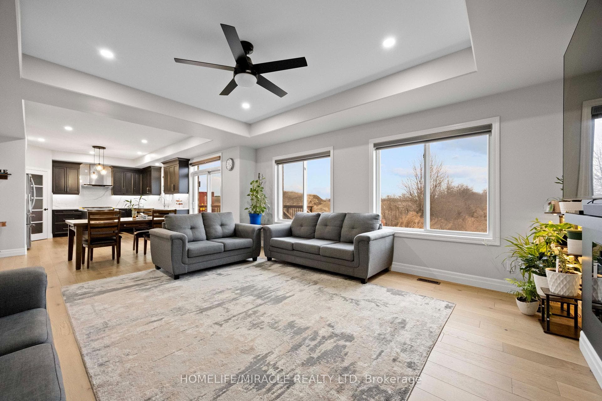 61 Raycroft Drive photo 11