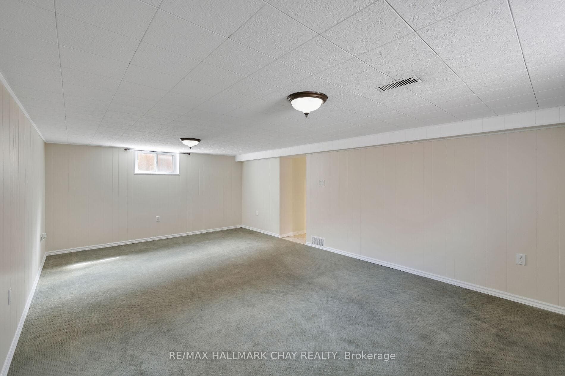 239 Ellington Drive photo 47