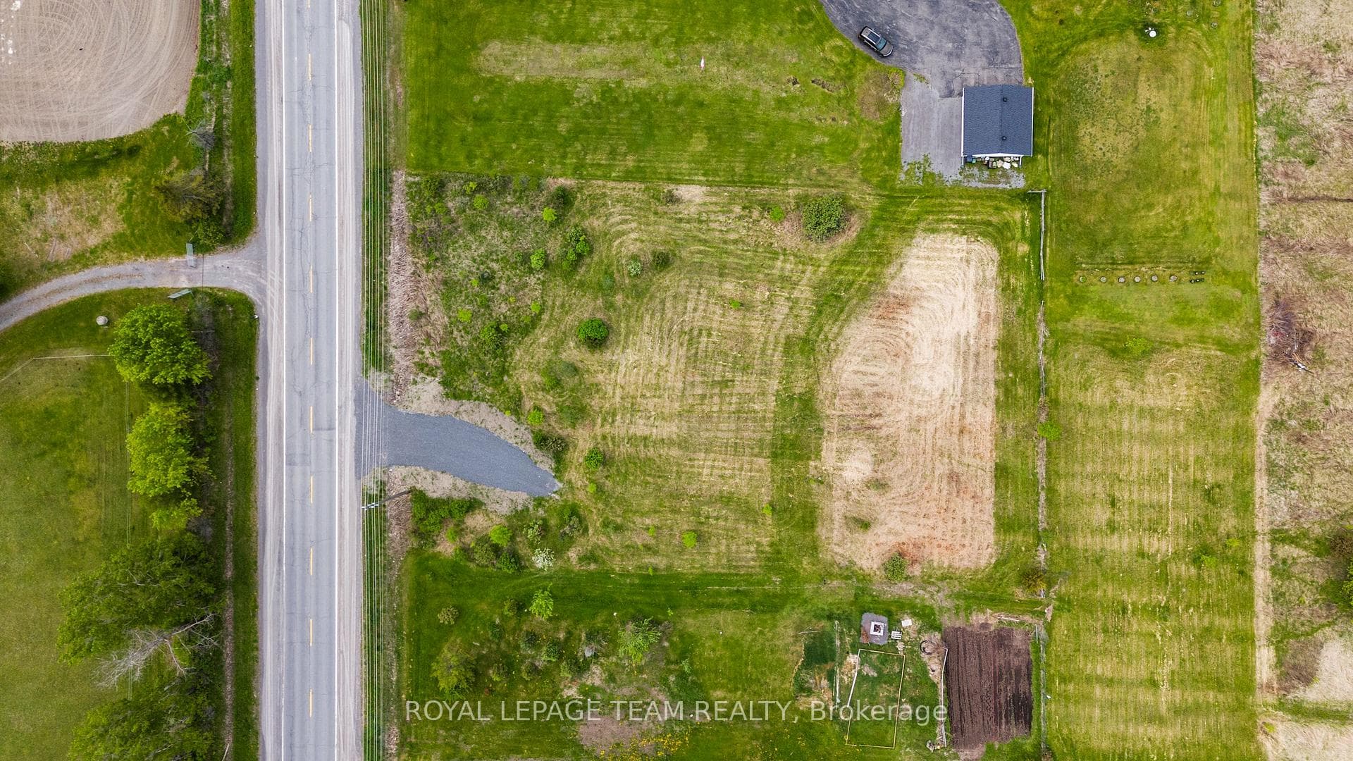 0 Dunrobin Road photo 5