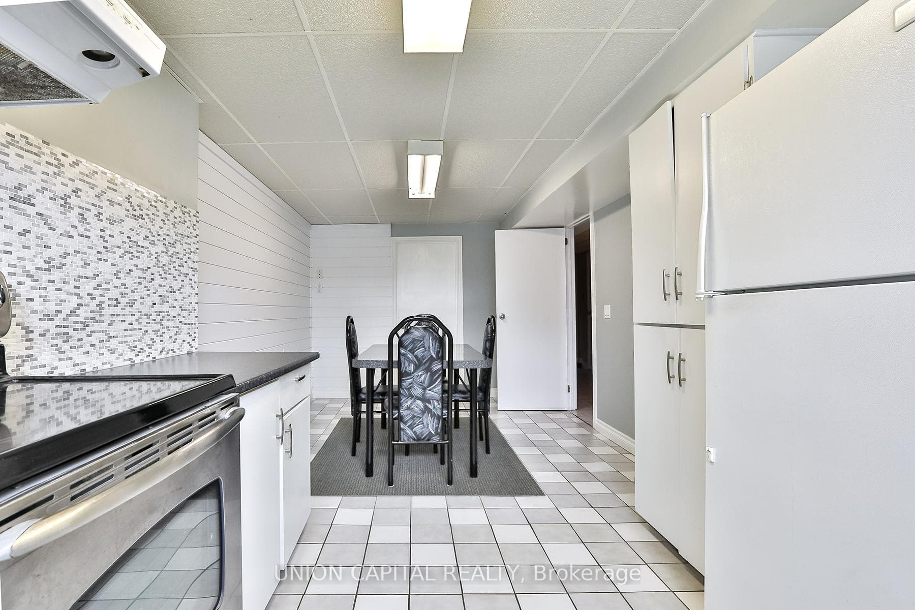 12 Anola Place photo 29