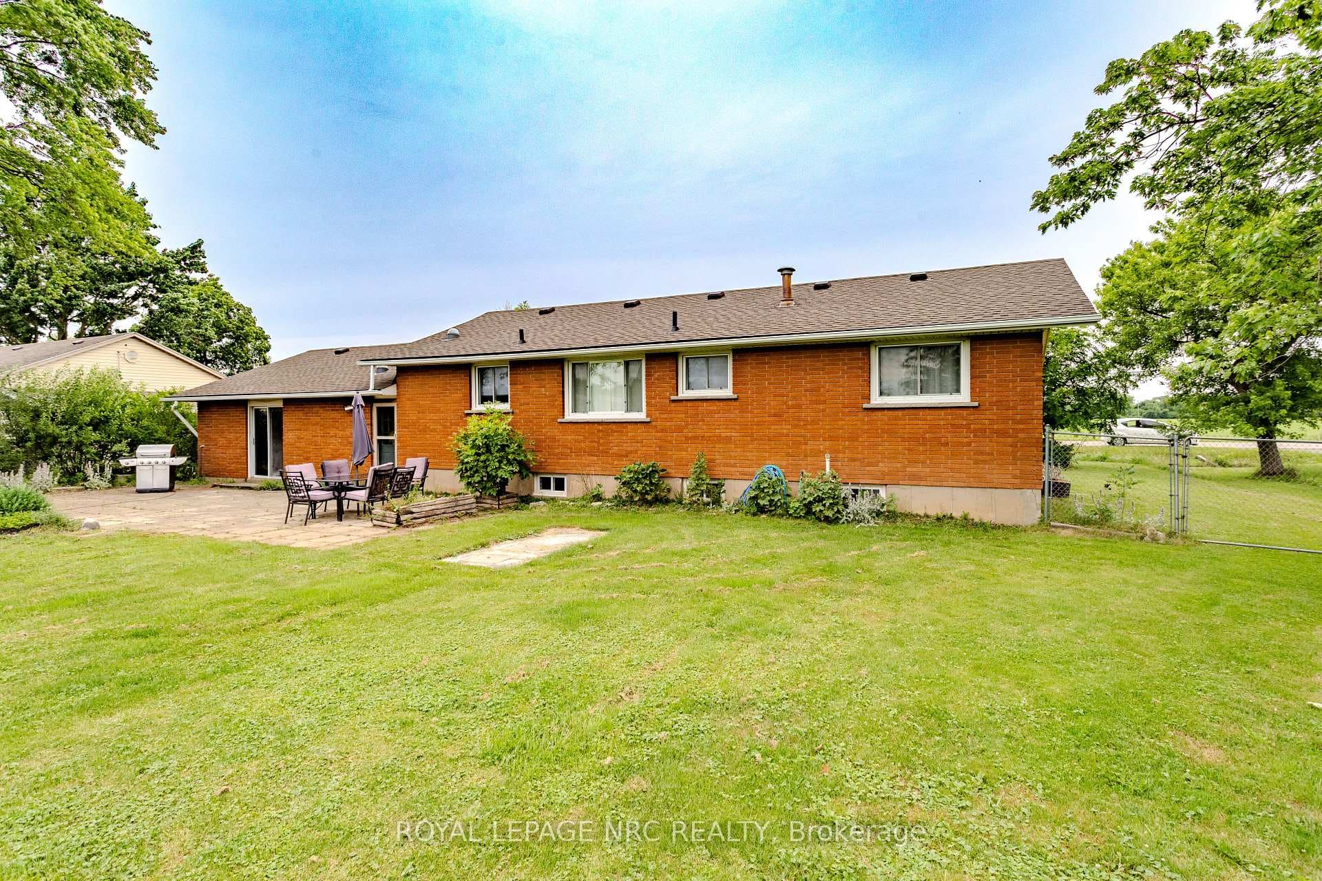 3860 Elm Street photo 29