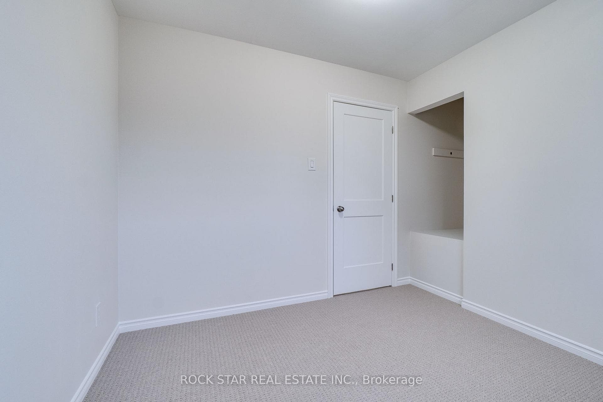 10 Ashdale Court photo 34