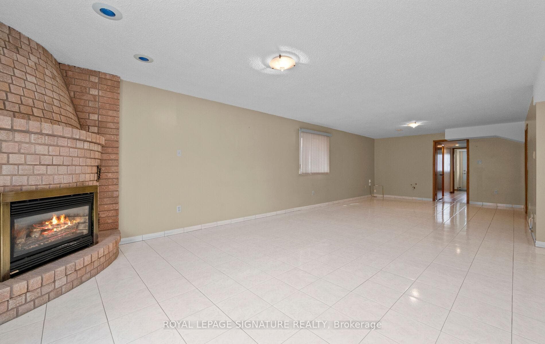 5 Acacia Avenue photo 35